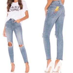 Mother Denim The Stunner Ankle Fray Jean